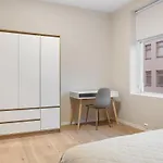 شقة Large Apartment, And Quiet In